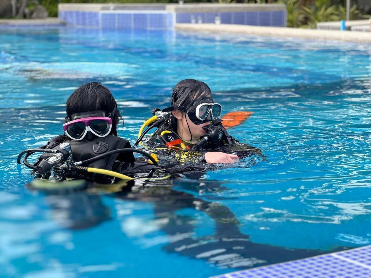 Infinity Diving Resort And Residences Dauin Eksteriør bilde